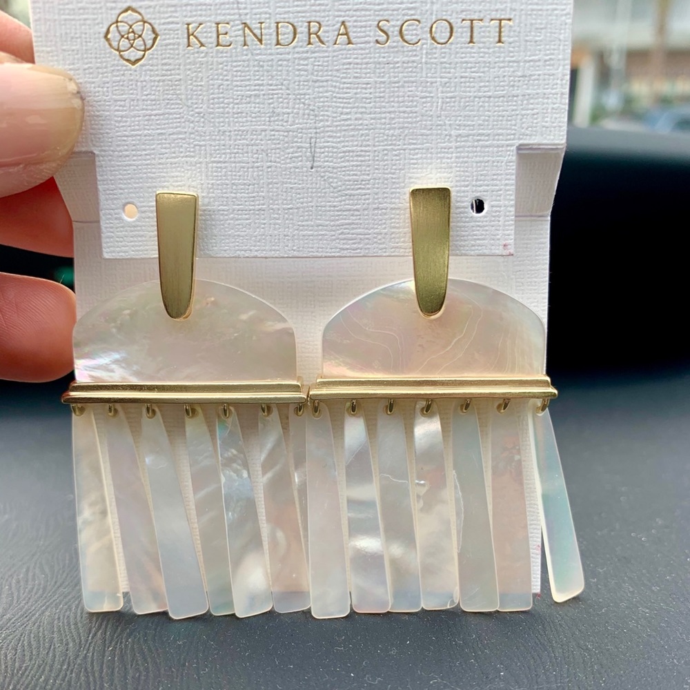 Kendra Scott Layne Earrings Ivory